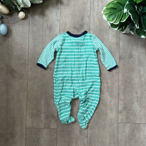 Carter’s Vibrant Dinosaur Footies One-Piece Sleep & Play baby boy Green Striped - Picture 8 of 9